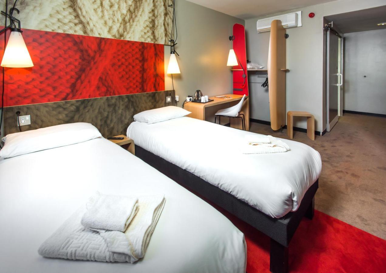 Ibis Лестър Екстериор снимка